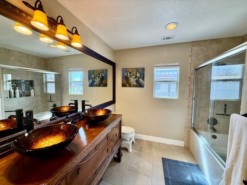 Building Photo - 26341 Via Corrizo