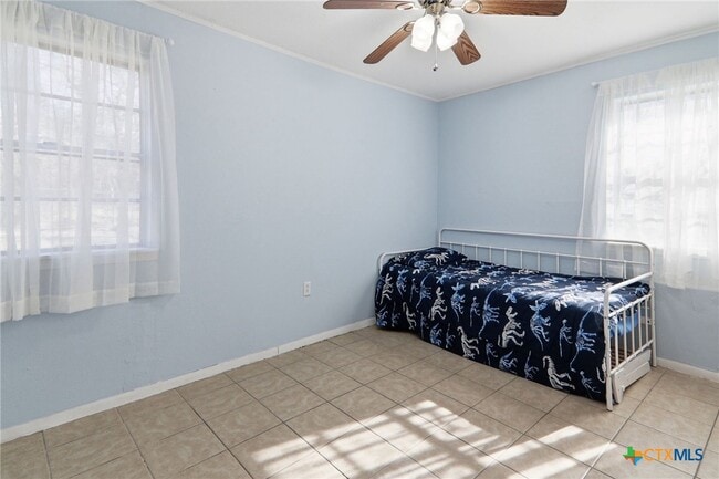 Building Photo - 1403 Little St