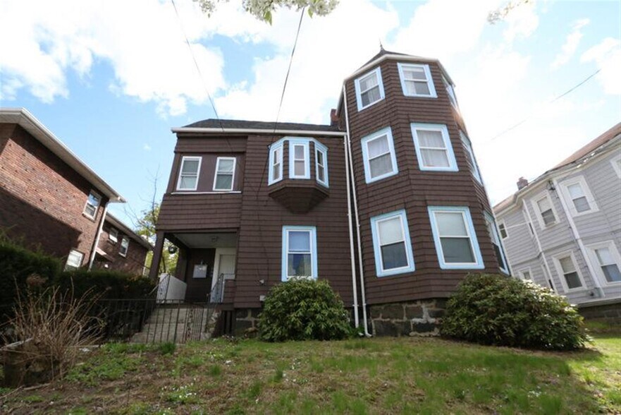 Building Photo - 303 Boston Ave