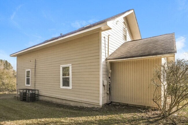 Building Photo - 6700 John West Rd