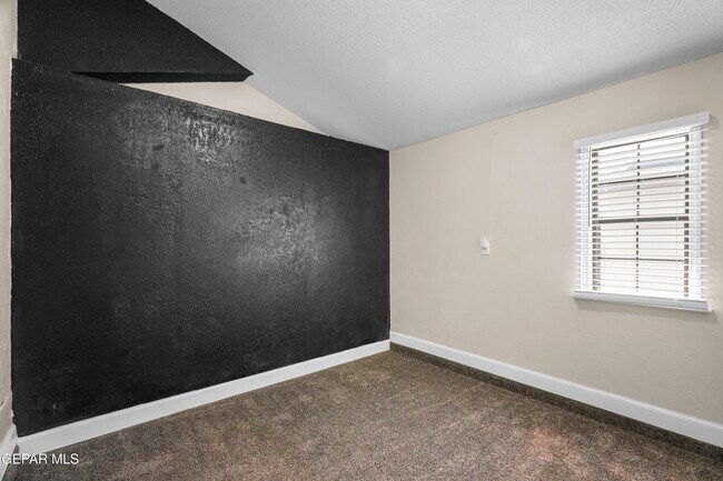 Building Photo - 450 Sunrise Hills Dr