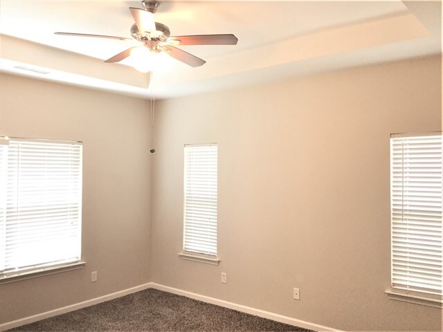 Building Photo - 3342 Crutchfield Pl