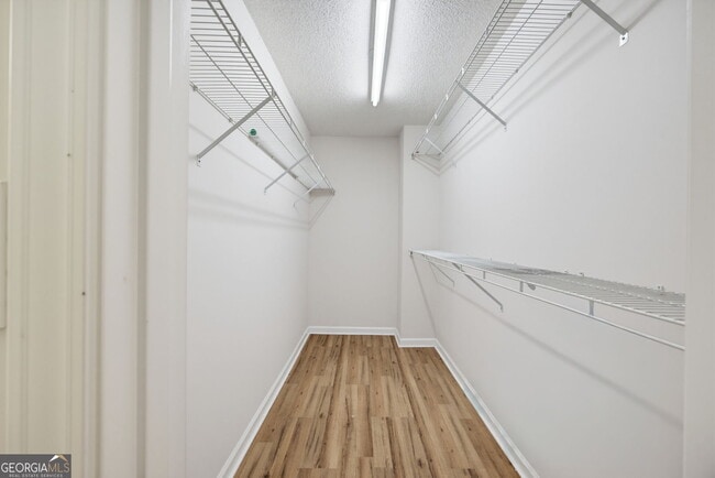Building Photo - 2599 Alvecot Cir SE
