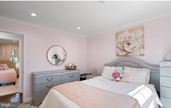 Building Photo - 11611 Vale Rd