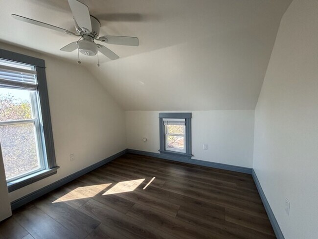 Building Photo - 4412 Mobley Ave
