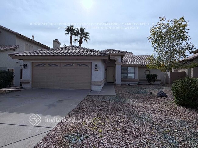 Building Photo - 1655 E Redfield Rd