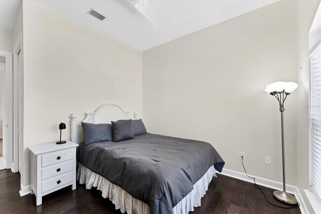 Building Photo - 5469 46th Ct W