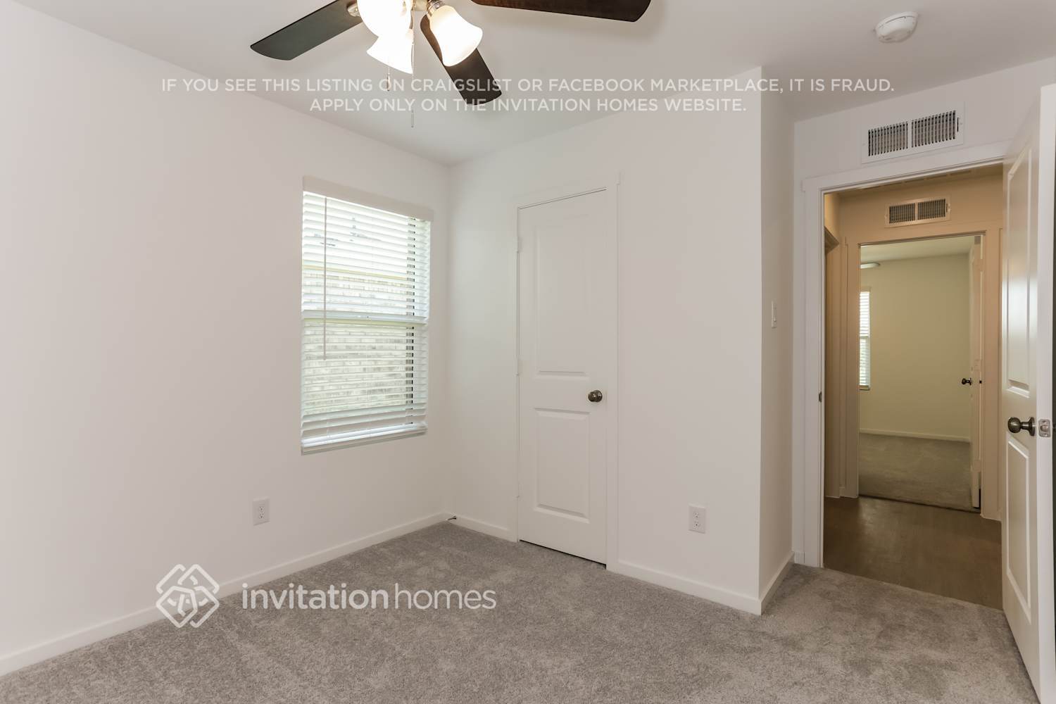 Building Photo - 922 Carrick Dr