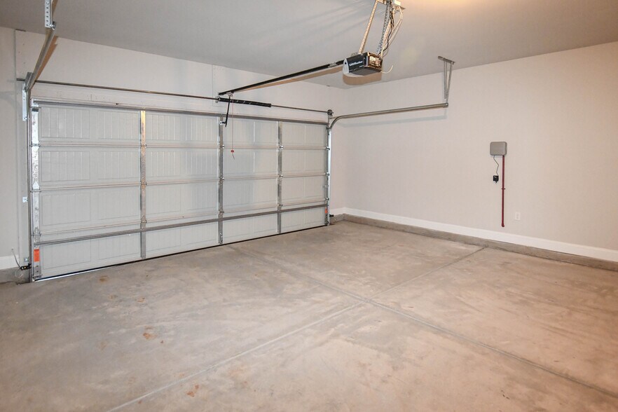 Building Photo - 257 Caudle Dr