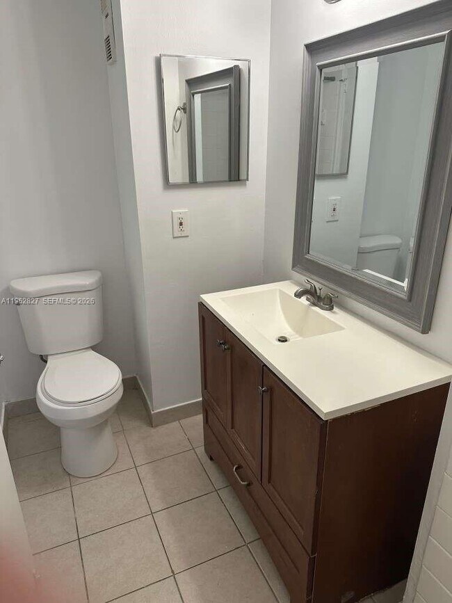 Building Photo - 144 NW 91st Ave