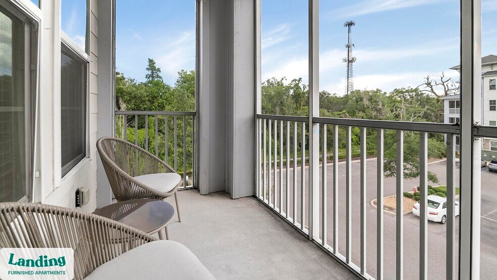 Building Photo - 2300 Tapestry Park Dr