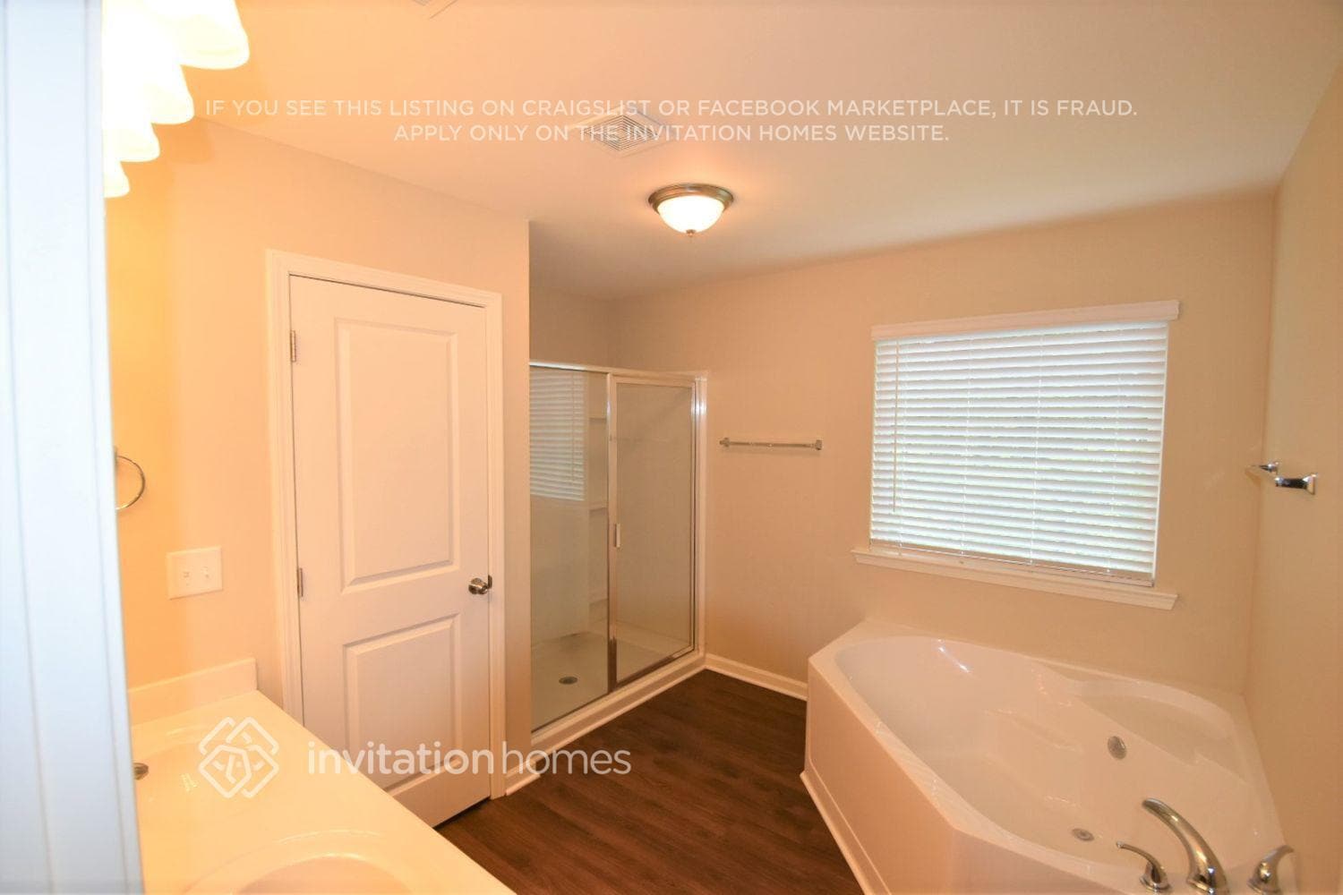 Building Photo - 1482 Ewing Farm Dr