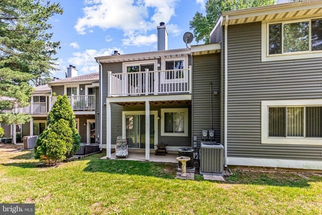 Building Photo - 105 Mulberry Cove