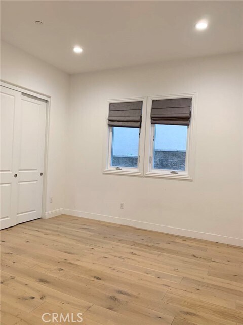 Building Photo - 20409 Esmerelda Ln