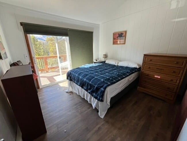 Building Photo - Winter Seasonal Lease! Sun filled, furnish...