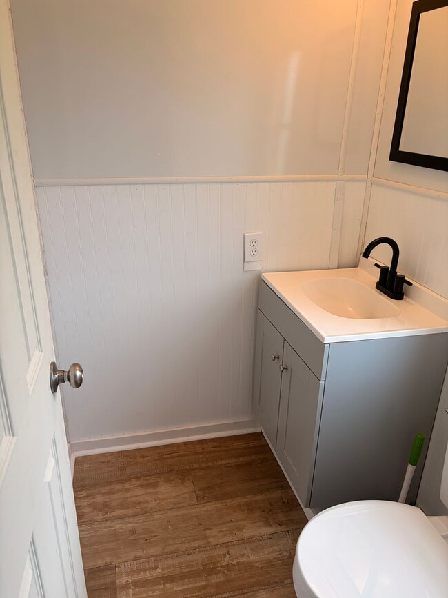 Building Photo - 1083 Pasture Branch Rd