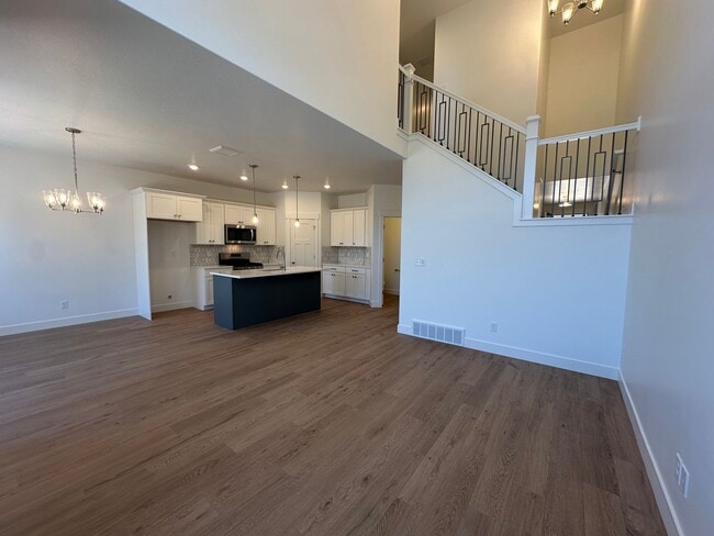 Building Photo - 5228 Acacia Dr