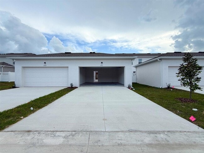 Building Photo - 1991 Stake Out Wy