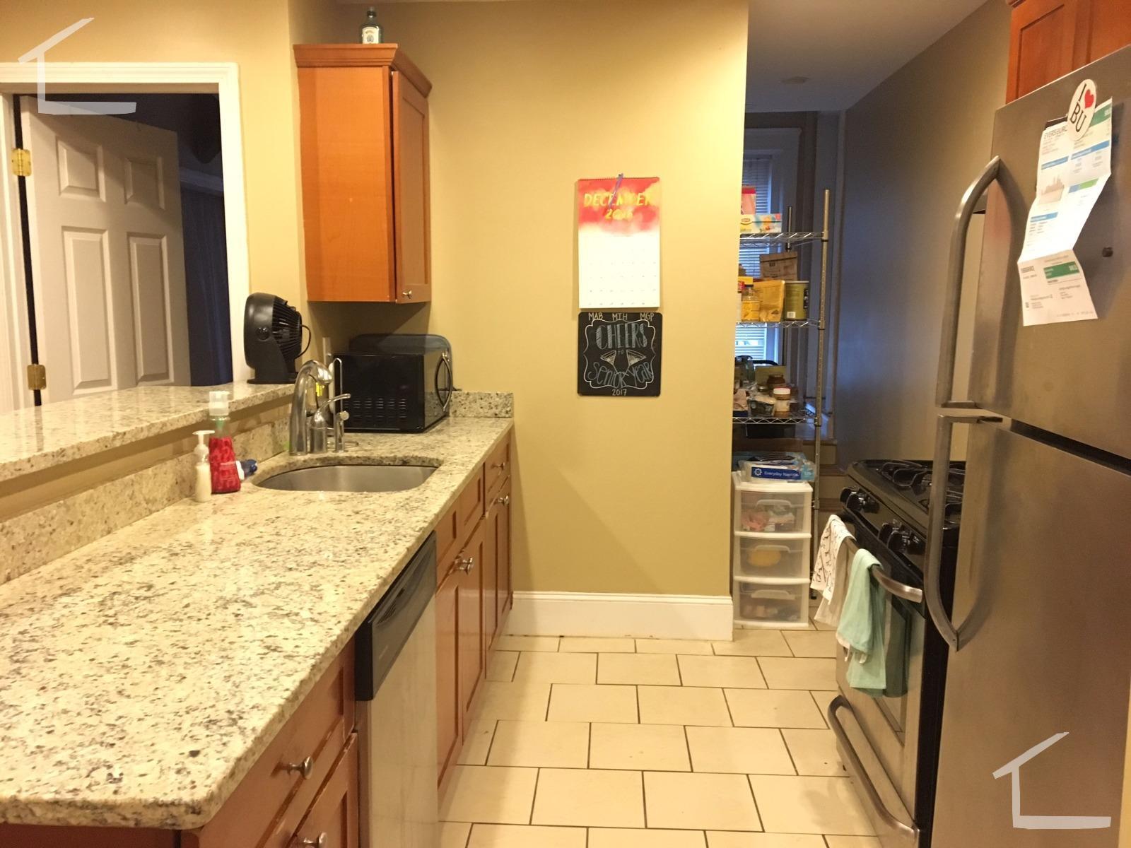 Building Photo - 316 Saint Paul St