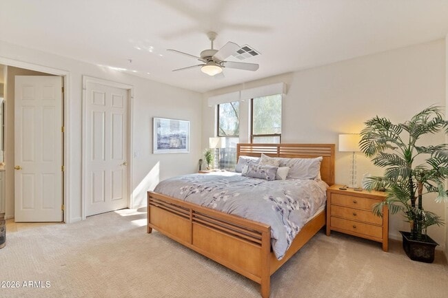 Building Photo - 20802 N Grayhawk Dr