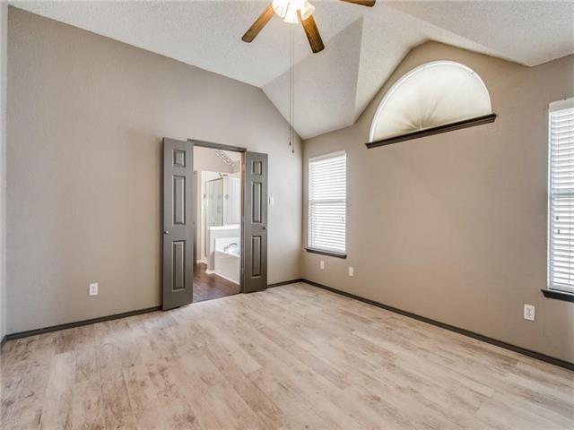 Building Photo - 1521 Broadmoor Dr