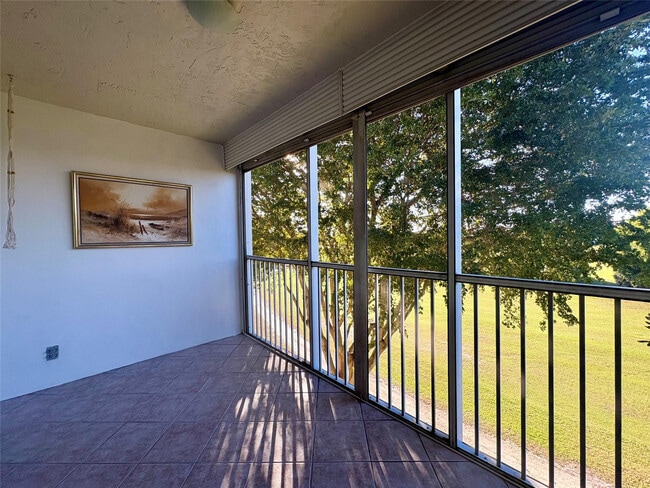 Building Photo - 2601 S Course Dr