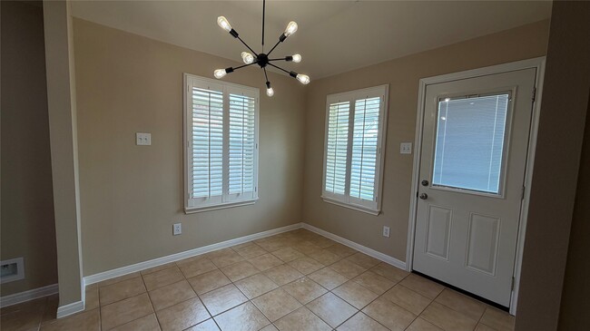 Building Photo - 4810 Bonny Loch Ln