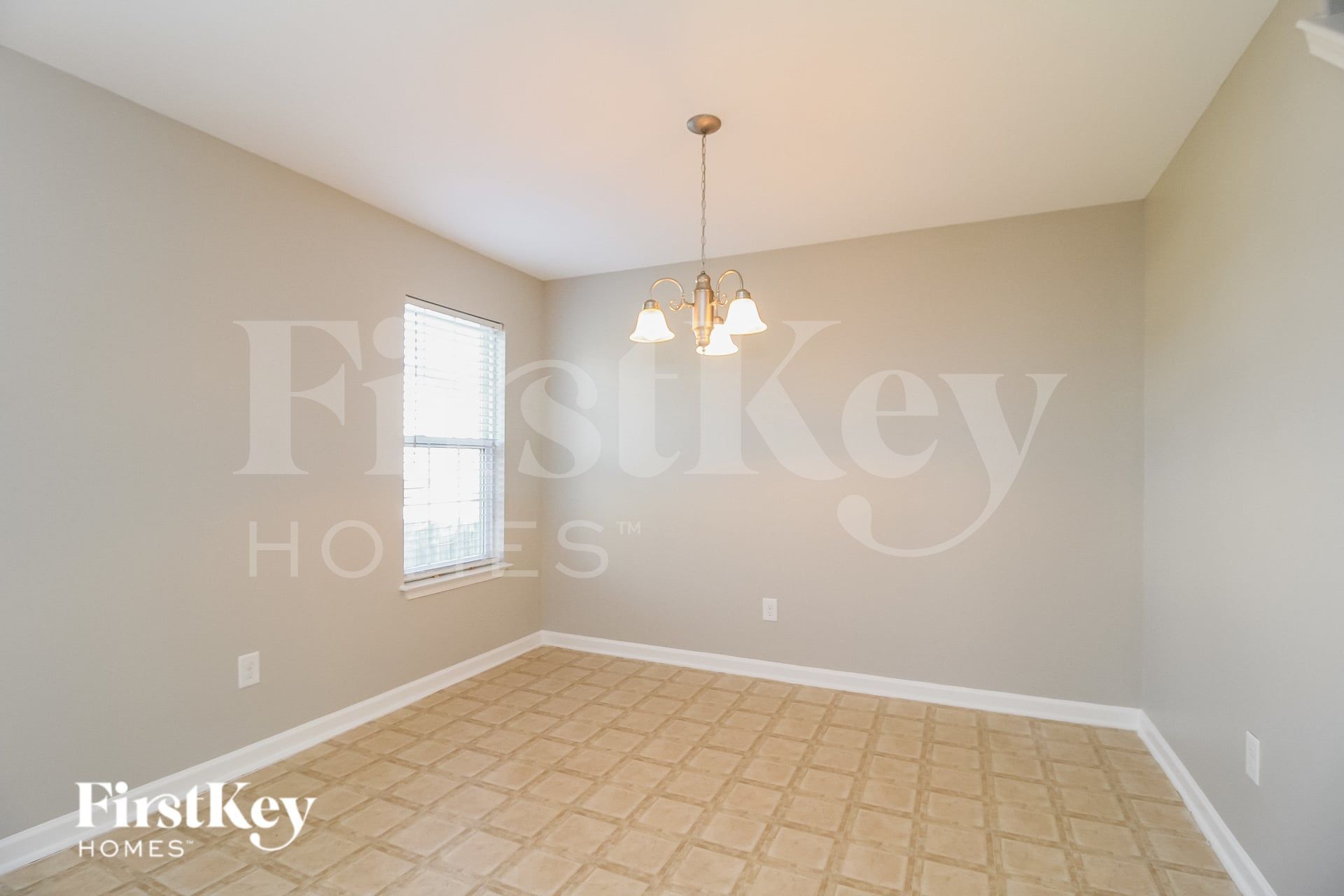 Building Photo - 667 Field Crossing Ct