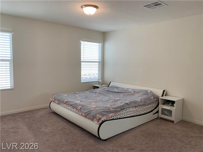 Building Photo - Nearly New! Stunning 5-Bedroom Home with Modern Features