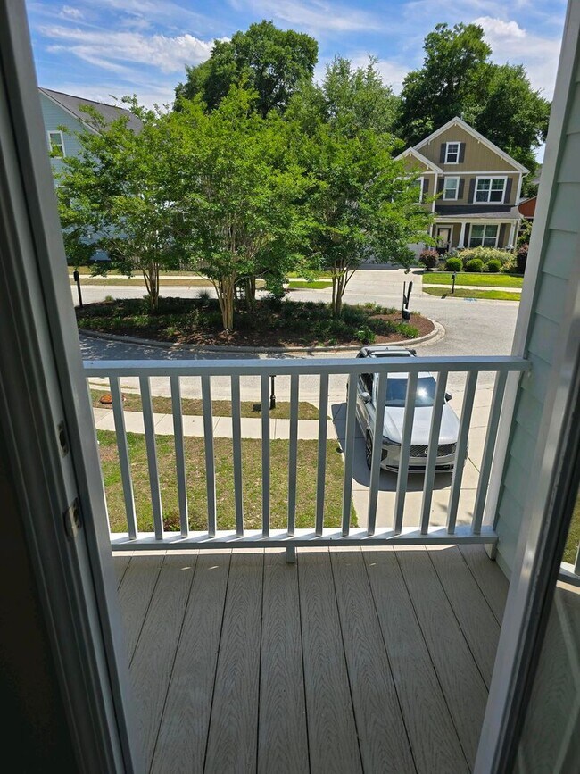 Building Photo - Spacious Elegance Meets Smart Living — 3,1...