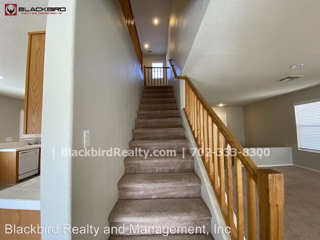 Building Photo - 8713 W Majestic Pine Ave