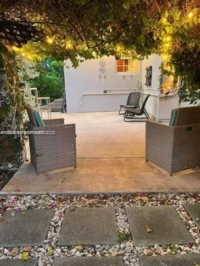 Building Photo - 274 NW 92nd St