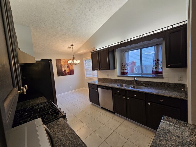 Building Photo - 3585 Plum Creek Trail NW
