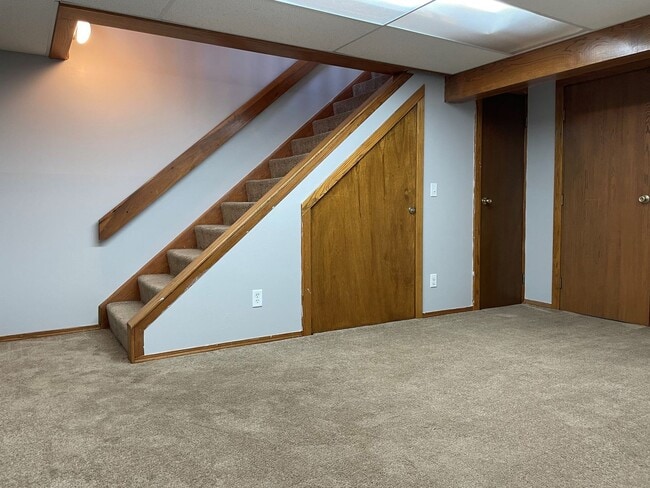 Building Photo - 5098 Stoneybrook Blvd