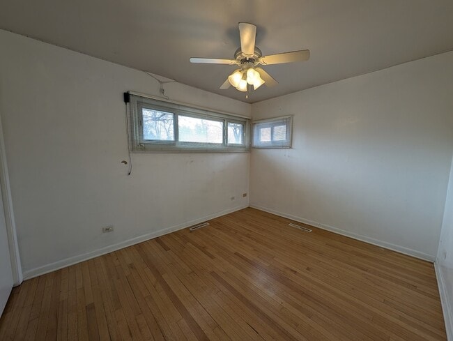 Building Photo - 4230 Lindley St