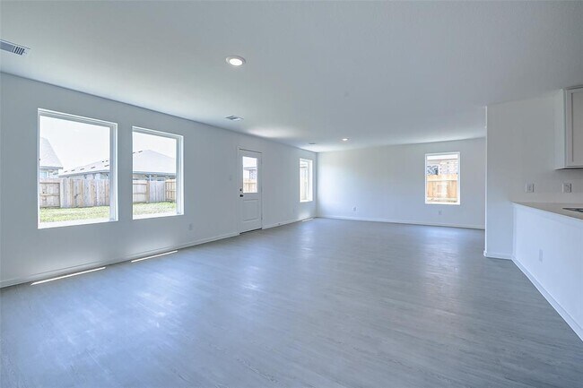 Building Photo - 28715 Texas Sparrow Ln