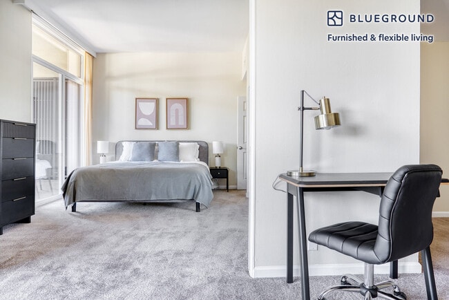 Building Photo - 1850 Sand Hill Rd