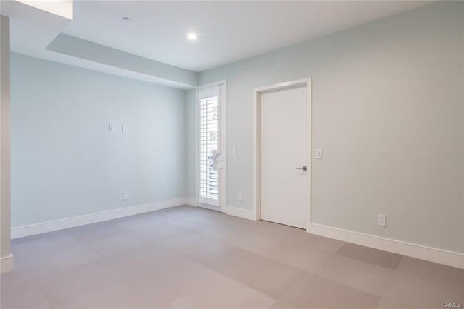 Primary Photo - 2225 Mira Vista Ave