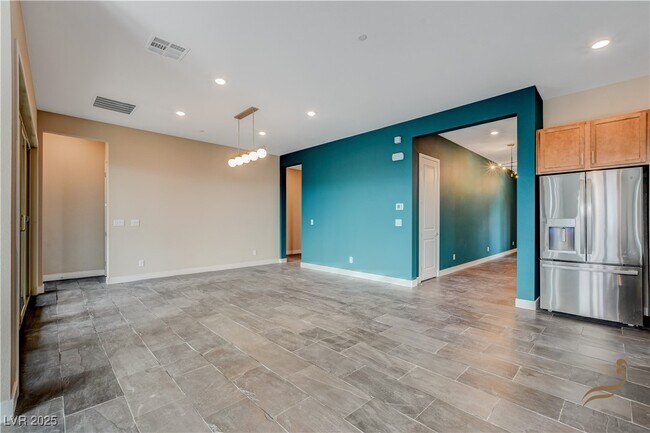 Building Photo - 11837 Grassy Pln Ave