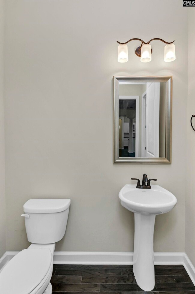 Building Photo - 5 Mapleline Ct