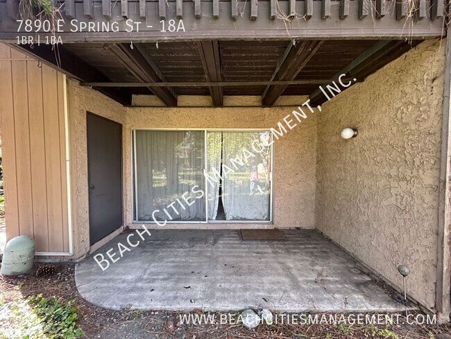 Building Photo - 7890 E Spring St
