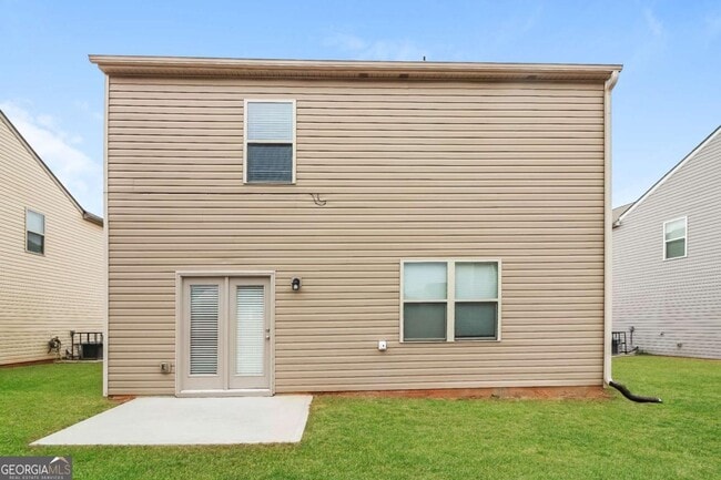 Building Photo - 2895 S Hills