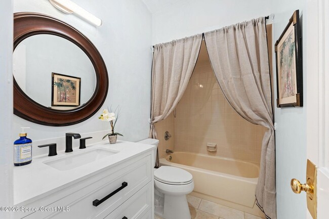 Building Photo - 662 Rossmoor Cir