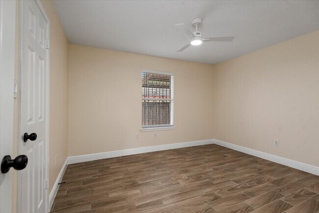 Building Photo - 5018 Wilmington St