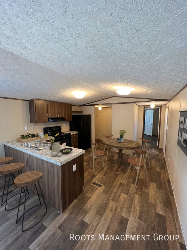 Building Photo - Home Available to Lease - Apply Today!