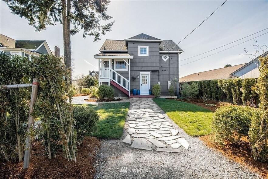 Building Photo - 3209 N 26th St