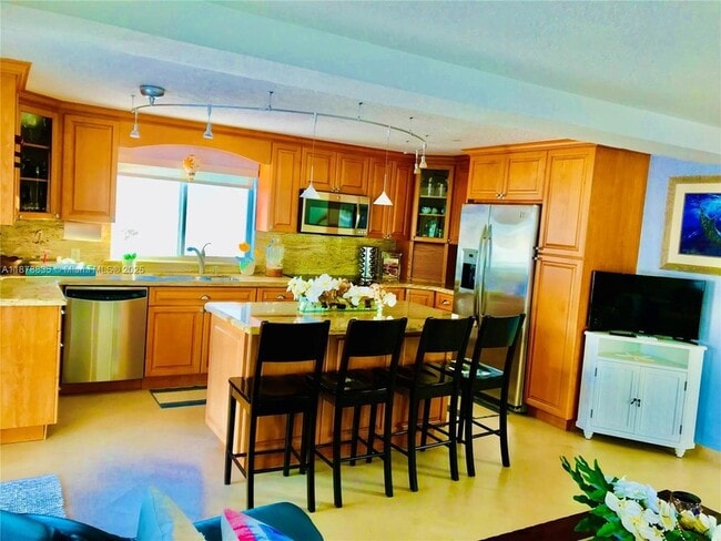 Building Photo - 30 Jean La Fitte Dr