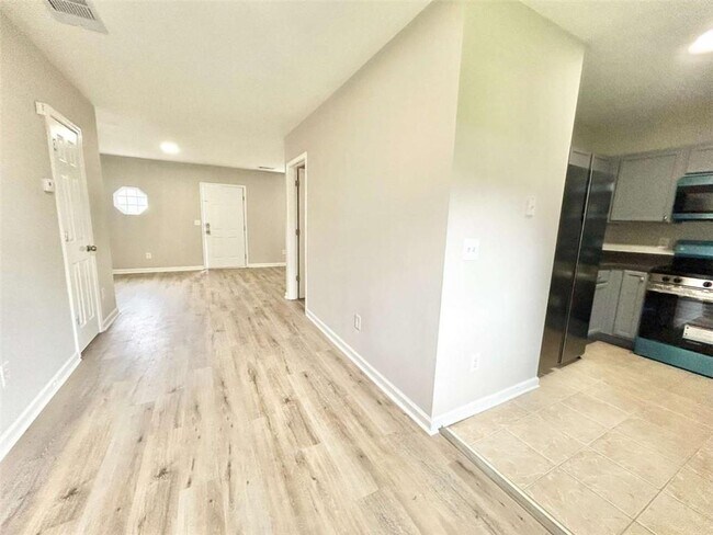 Building Photo - 739 Wheel House Ln