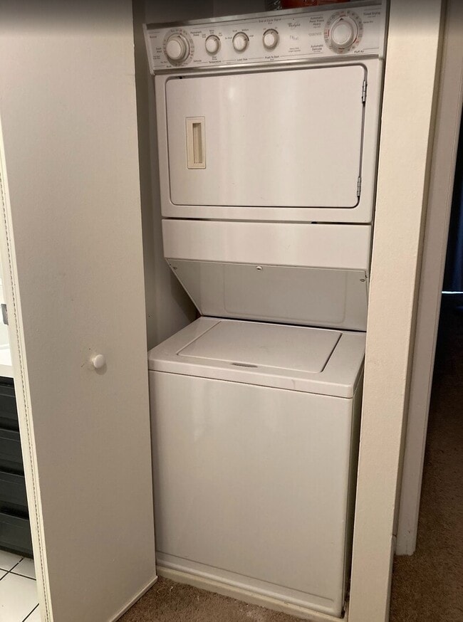 Building Photo - 1811 Four Lakes Ave