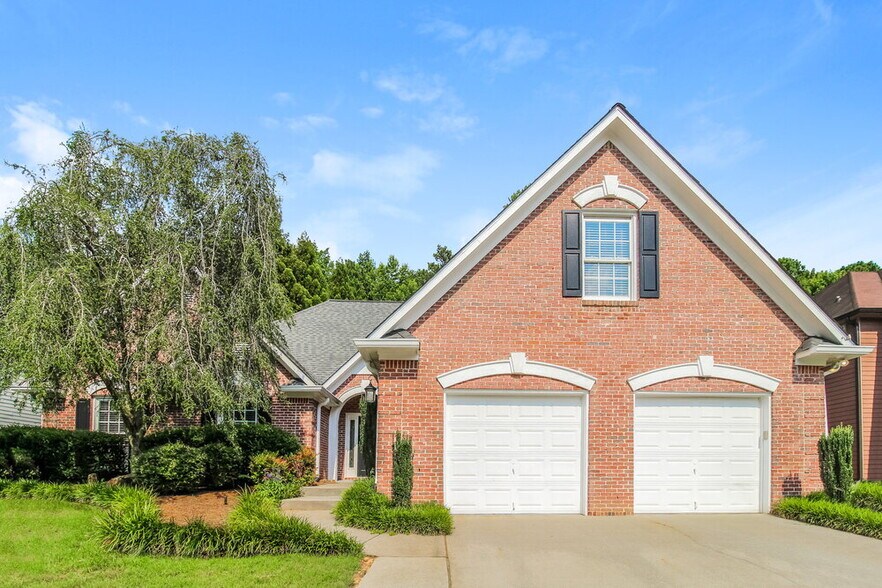 Primary Photo - 655 Timber Ives Dr